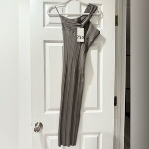 Zara Ribbed Charcoal Trousers